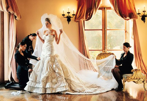 Самые шикарные свадебные платья мира